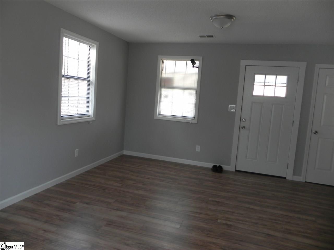 270 Johnson Circle Inman, SC 29349 - Photo 12 of 36