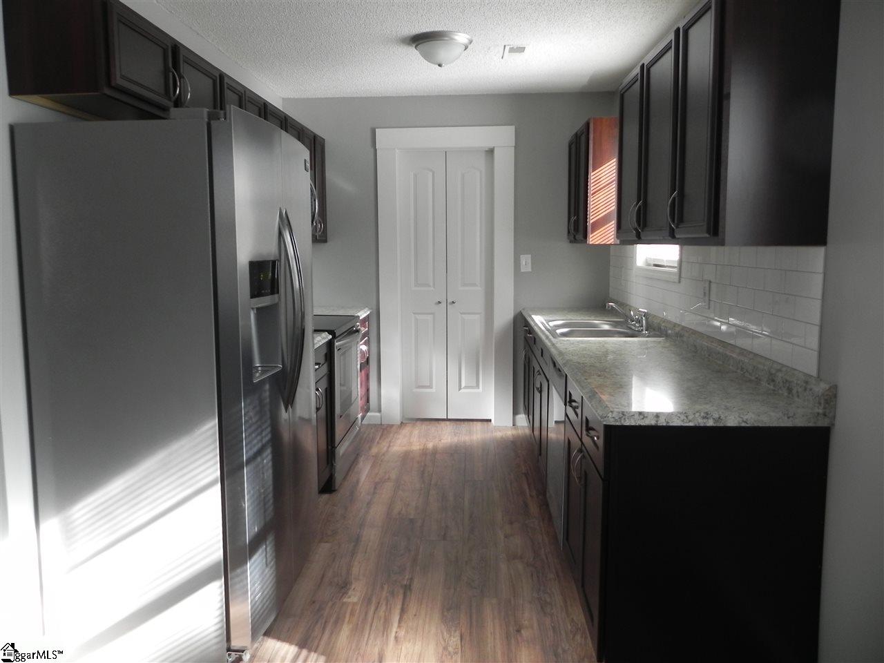 270 Johnson Circle Inman, SC 29349 - Photo 10 of 36