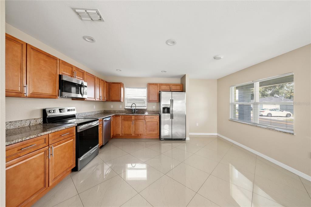 311 Ave P Northwest Winter Haven, FL 33881 - Photo 5 of 18