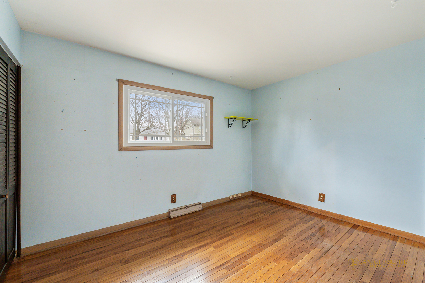 418 Glen Garry Road Cary, IL 60013 - Photo 8 of 15 a view of empty room with wooden floor