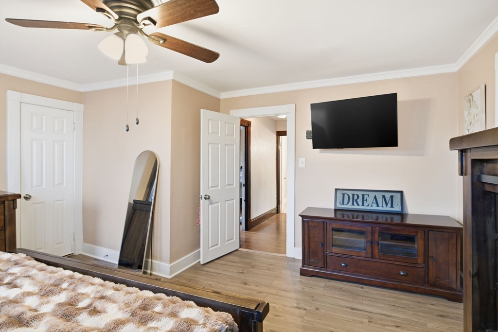 29 Webster Avenue West Springfield, MA 01089 - Photo 19 of 33