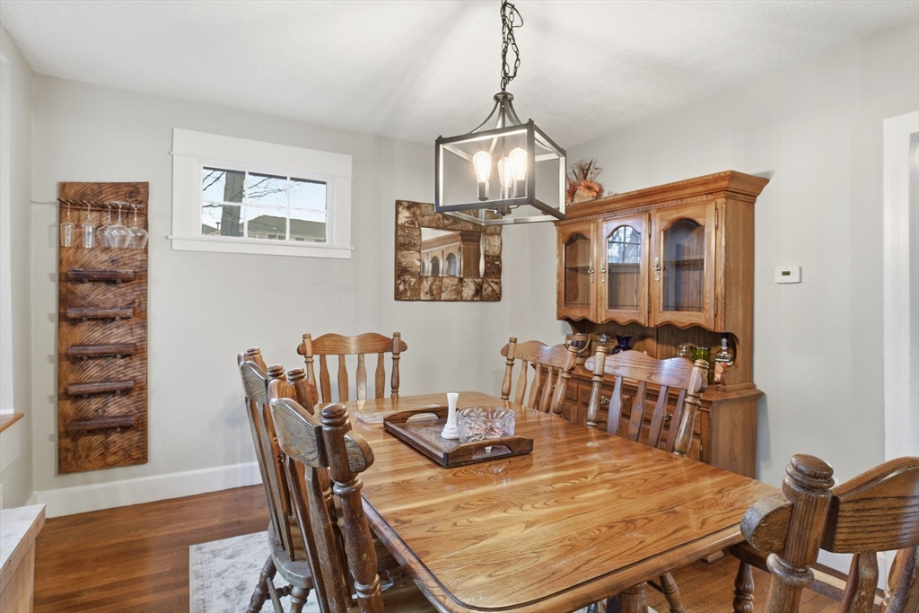 29 Webster Avenue West Springfield, MA 01089 - Photo 9 of 33