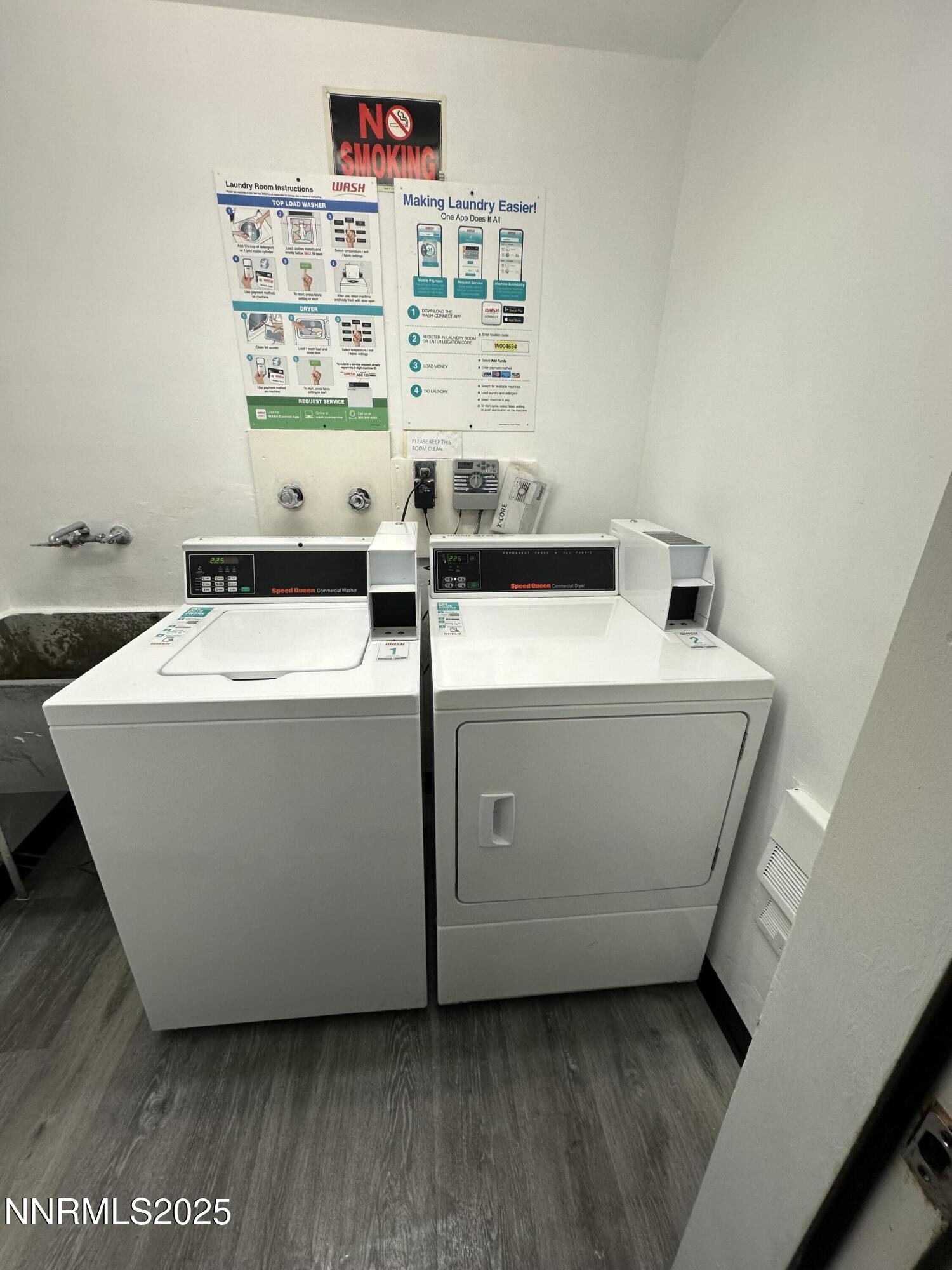 234 18th Street Sparks, NV 89431 - Photo 51 of 51 a utility room with washer and dryer