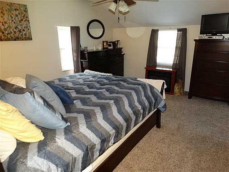 4309 Hamilton Road Whitehall, PA 15234 - Photo 15 of 22 Bedroom.