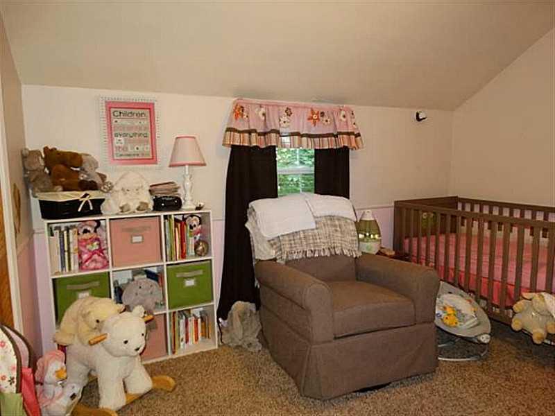 4309 Hamilton Road Whitehall, PA 15234 - Photo 18 of 22 Bedroom.