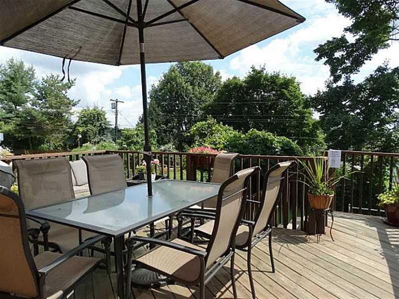 4309 Hamilton Road Whitehall, PA 15234 - Photo 6 of 22 Patio/Deck.