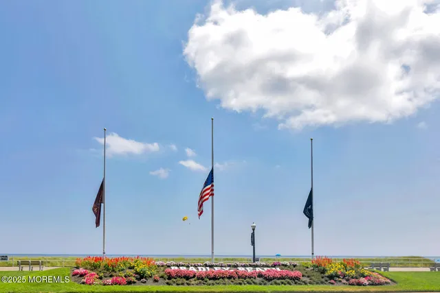 a street sign on the wall