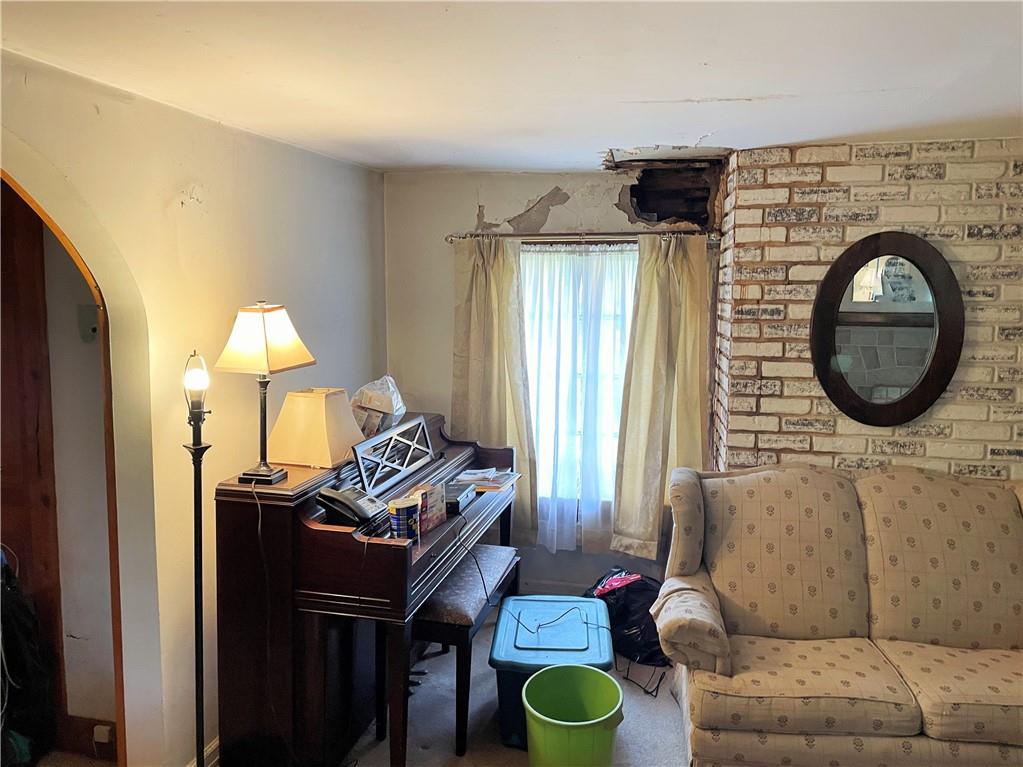 919 Harper Road Crescent, PA 15046 - Photo 21 of 41 a living room with furniture and a window