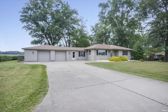 $235,000 | 6220 Kremer Road, Evansville, IN 47720
