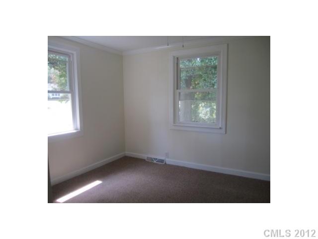 130 Archer Road Salisbury, NC 28147 - Photo 7 of 12 Gallery Image 7