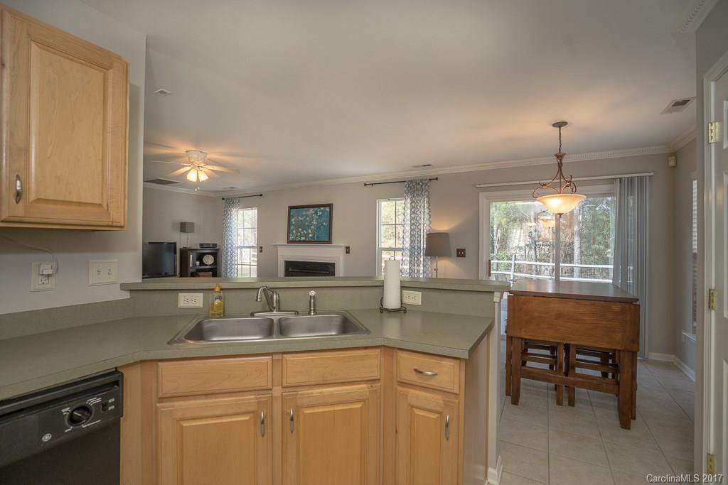 528 Red Oak Court Tega Cay, SC 29708 - Photo 14 of 22 Gallery Image 14