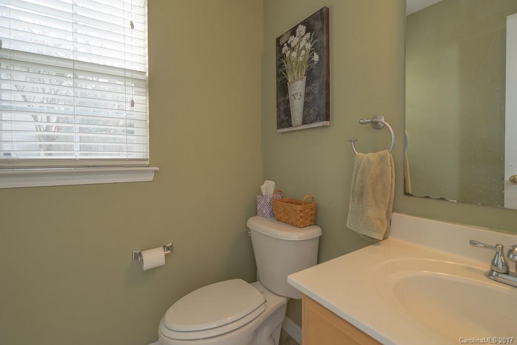528 Red Oak Court Tega Cay, SC 29708 - Photo 16 of 22 Gallery Image 16