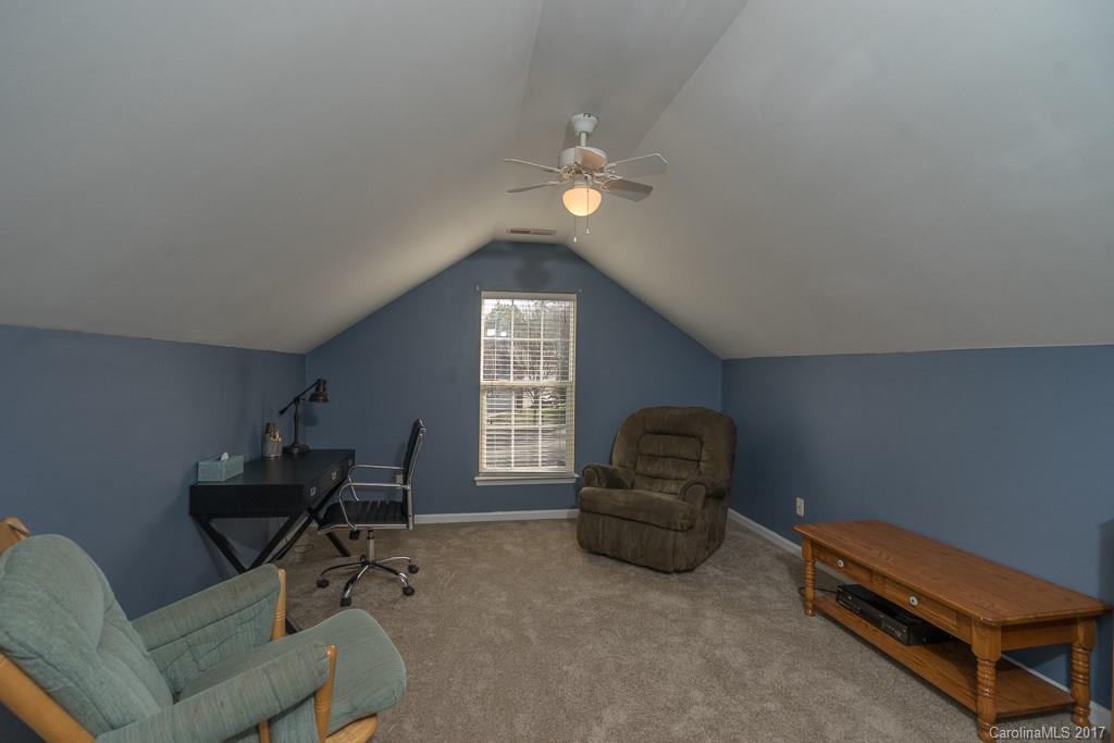 528 Red Oak Court Tega Cay, SC 29708 - Photo 21 of 22 Gallery Image 21