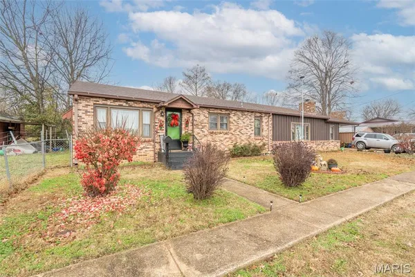 $209,900 | 927 North 2nd Street, Piedmont, MO 63957