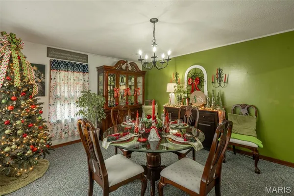 $209,900 | 927 North 2nd Street, Piedmont, MO 63957