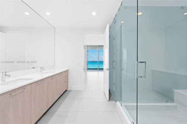 $10,995 | 153 North Seabreeze Boulevard, Unit 805S, Fort Lauderdale, FL 33304