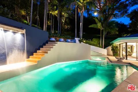 $2,950,000 | 2034 Outpost Drive, Los Angeles, CA 90068