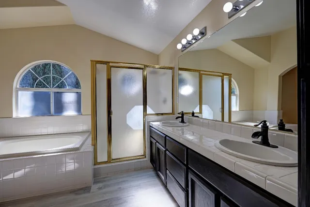 $999,999 | 8752 Winding Way, Fair Oaks, CA 95628