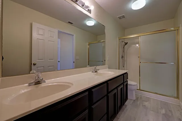 $999,999 | 8752 Winding Way, Fair Oaks, CA 95628