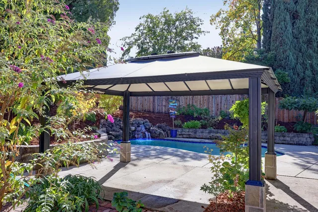 $999,999 | 8752 Winding Way, Fair Oaks, CA 95628