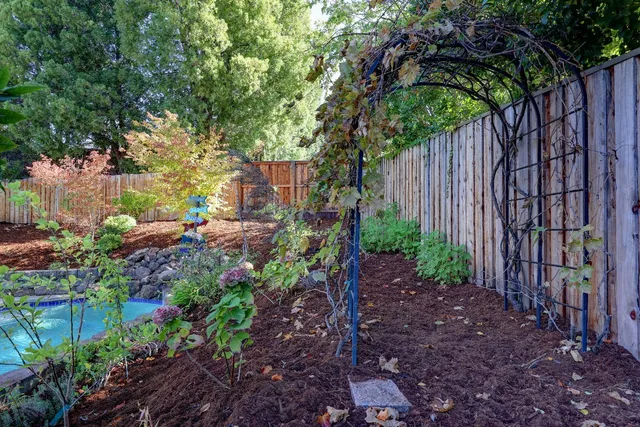 $999,999 | 8752 Winding Way, Fair Oaks, CA 95628