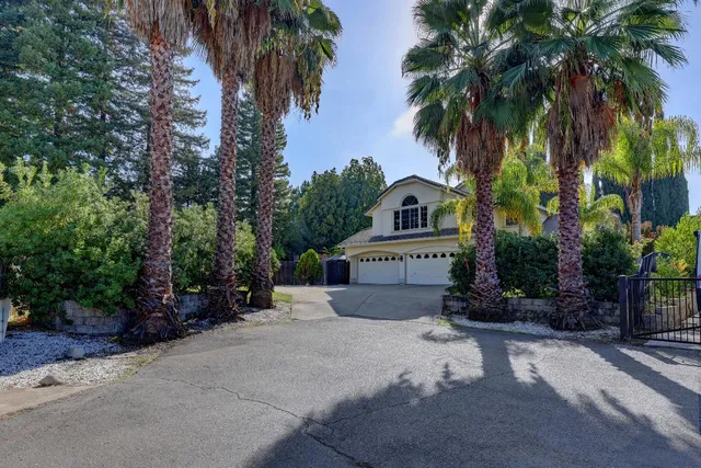 $999,999 | 8752 Winding Way, Fair Oaks, CA 95628
