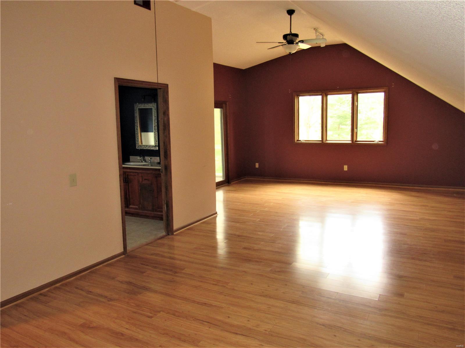 2401 Airport Road Godfrey, IL 62035 - Photo 12 of 26 Gallery Image 12