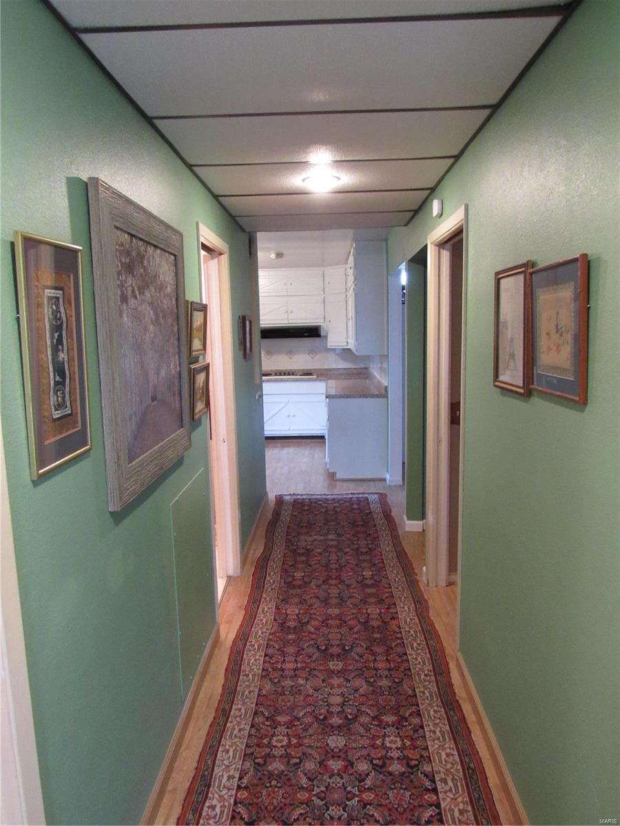 2401 Airport Road Godfrey, IL 62035 - Photo 4 of 26 Gallery Image 4