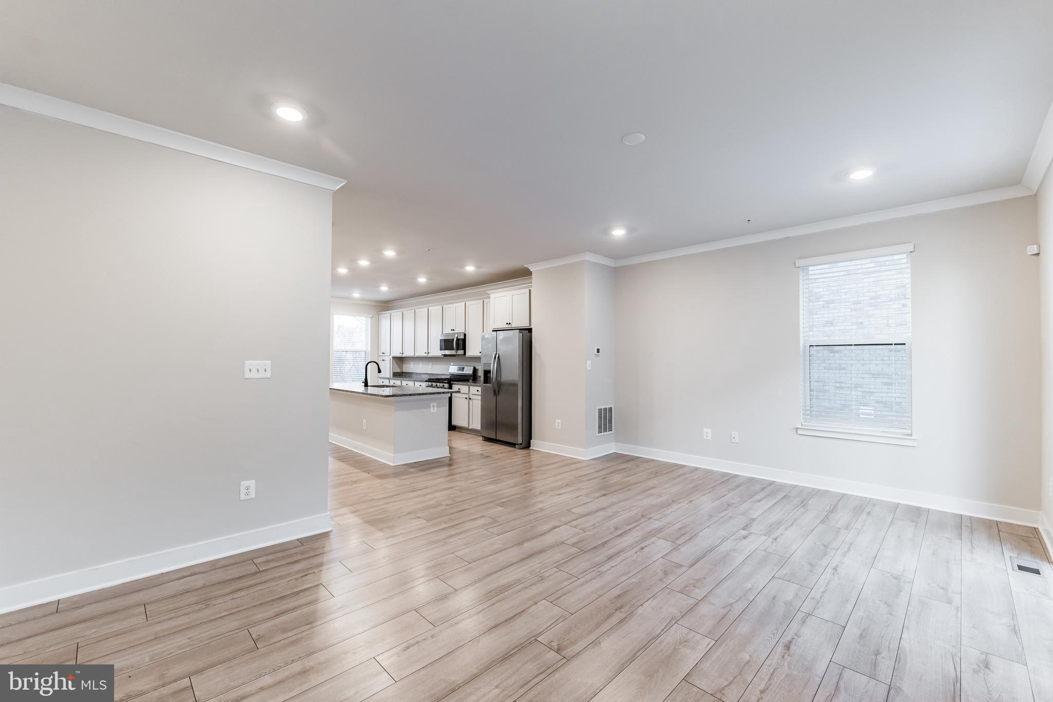 4404 Roland Heights Avenue Baltimore, MD 21211 - Photo 5 of 36