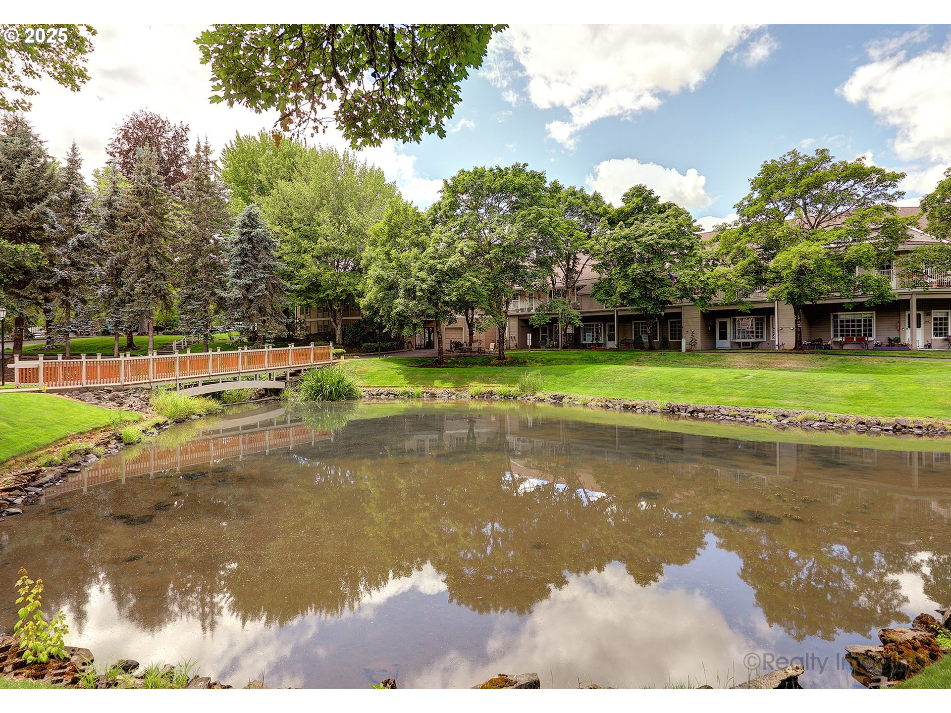 13775 Southwest Scholls Ferry Road, Unit 212 Beaverton, OR 97008 - Photo 26 of 29 Pond