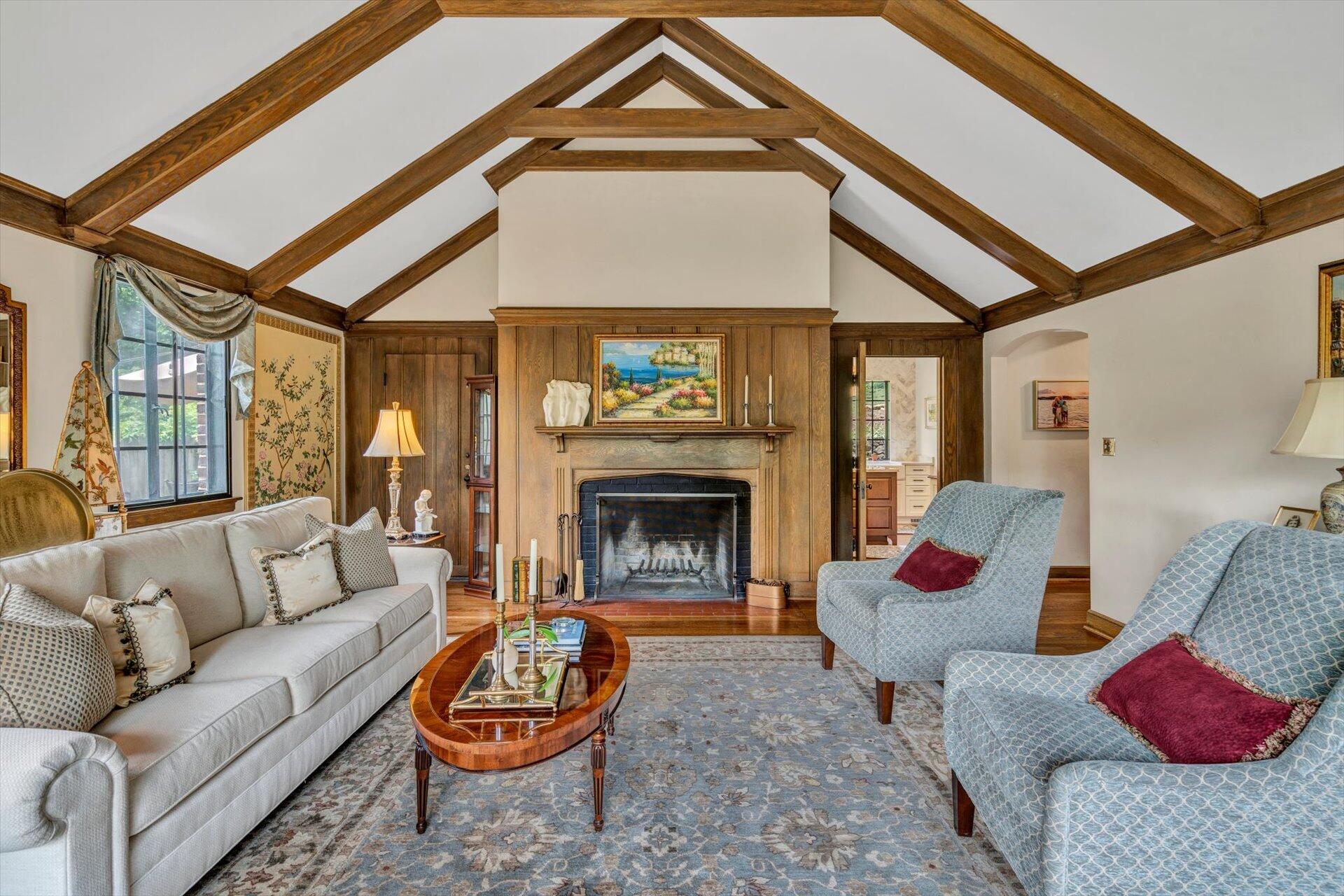 3259 White Oak Road Southwest Roanoke, VA 24014 - Photo 12 of 35 17-051820230016