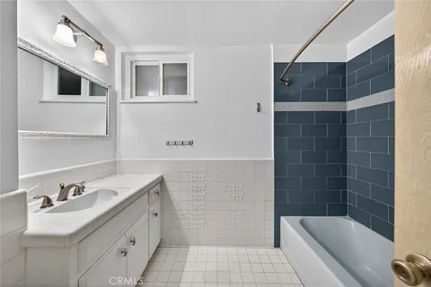 $700,000 | 1635 East Ocean Boulevard, Unit C4, Long Beach, CA 90802