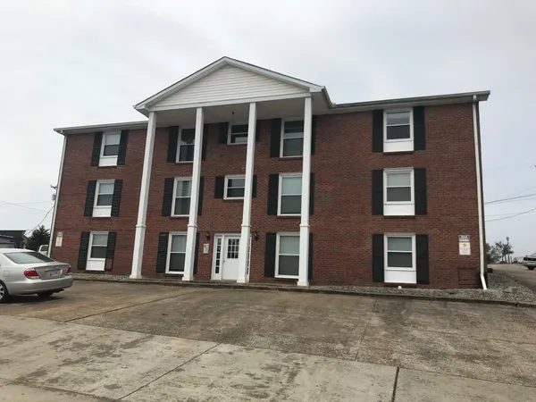 $825 | 526 Main Street, Unit 3, Clarksville, TN 37040