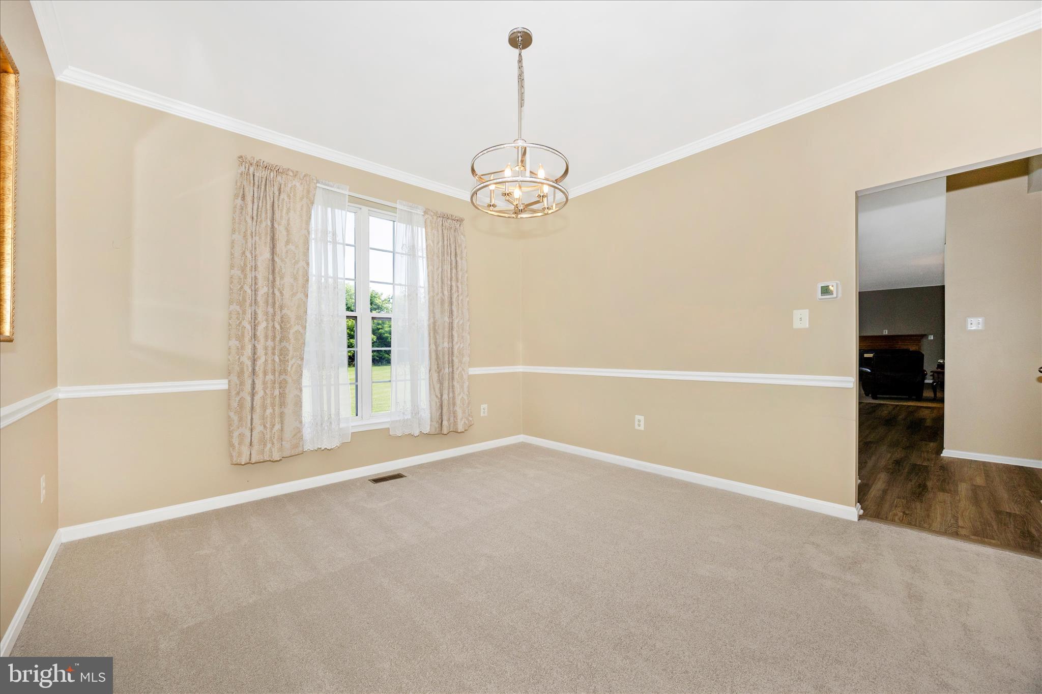 3810 Roundtree Road Jefferson, MD 21755 - Photo 12 of 55 Dining Room