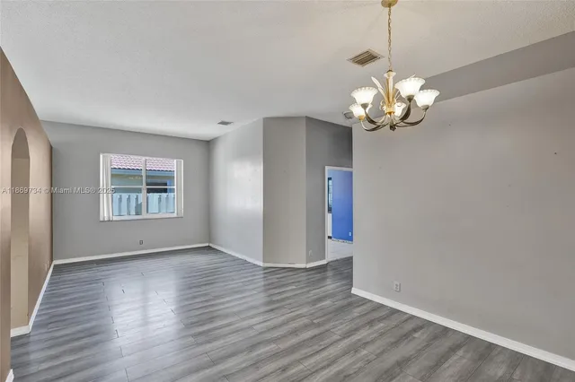 $630,000 | 1560 Southwest 193rd Terrace, Pembroke Pines, FL 33029