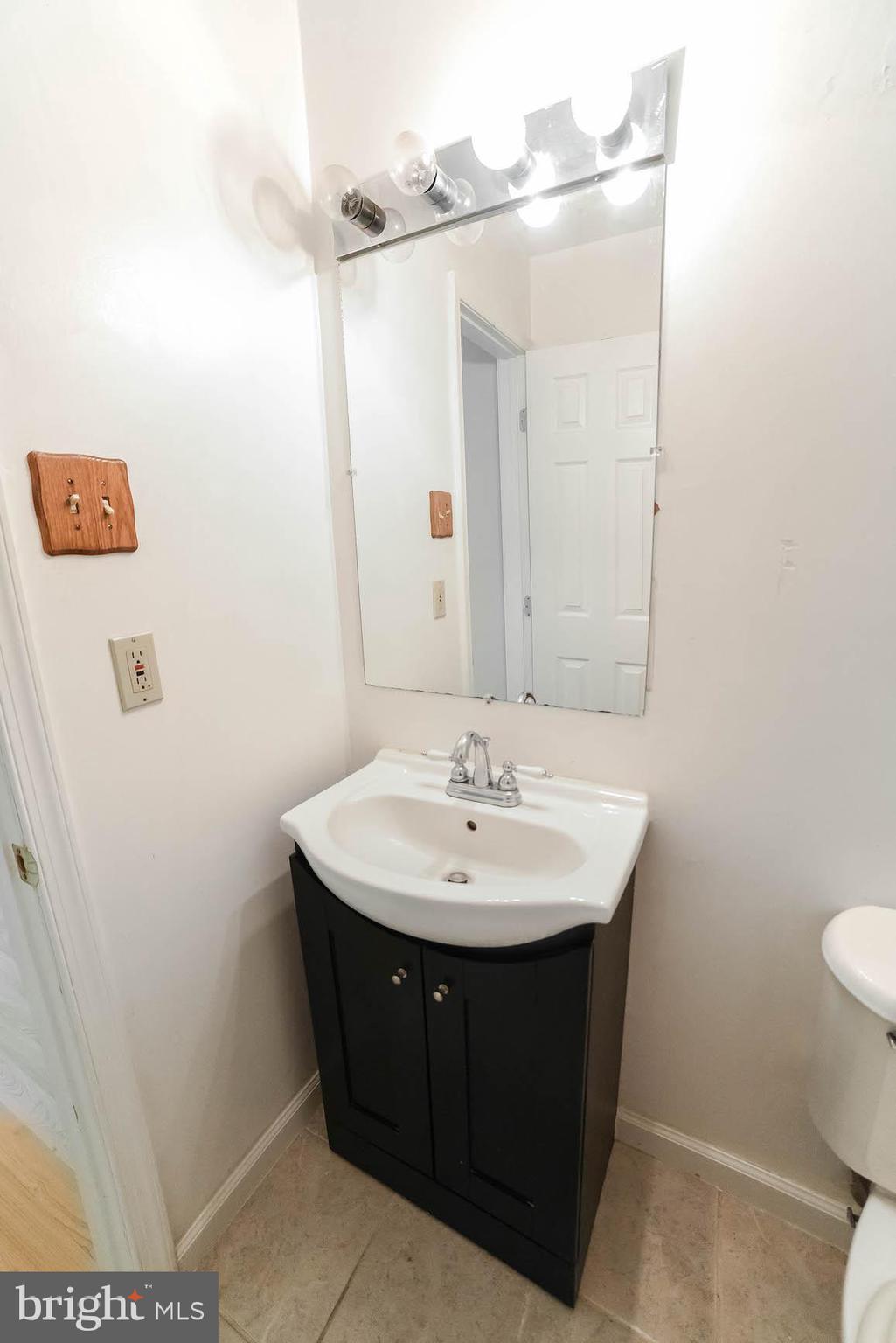 1207 Adams Road Waldorf, MD 20602 - Photo 27 of 33 Master Bath