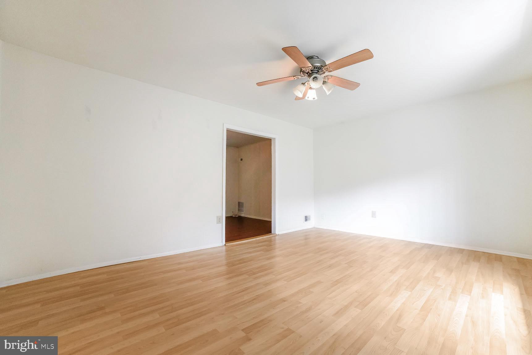 1207 Adams Road Waldorf, MD 20602 - Photo 6 of 33 Living Room