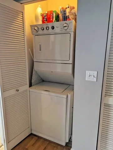 $2,995 | 3963 West Belmont Avenue, Unit 508, Chicago, IL 60618