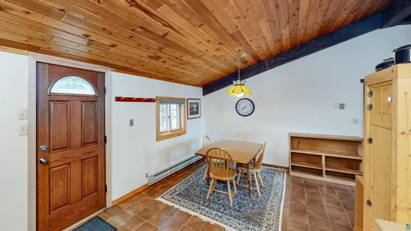 $849,900 | 1804 Hwy 61 E Grand Marais Mn 55604, Grand Marais, MN 55604