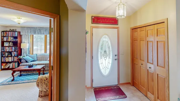 $849,900 | 1804 Hwy 61 E Grand Marais Mn 55604, Grand Marais, MN 55604