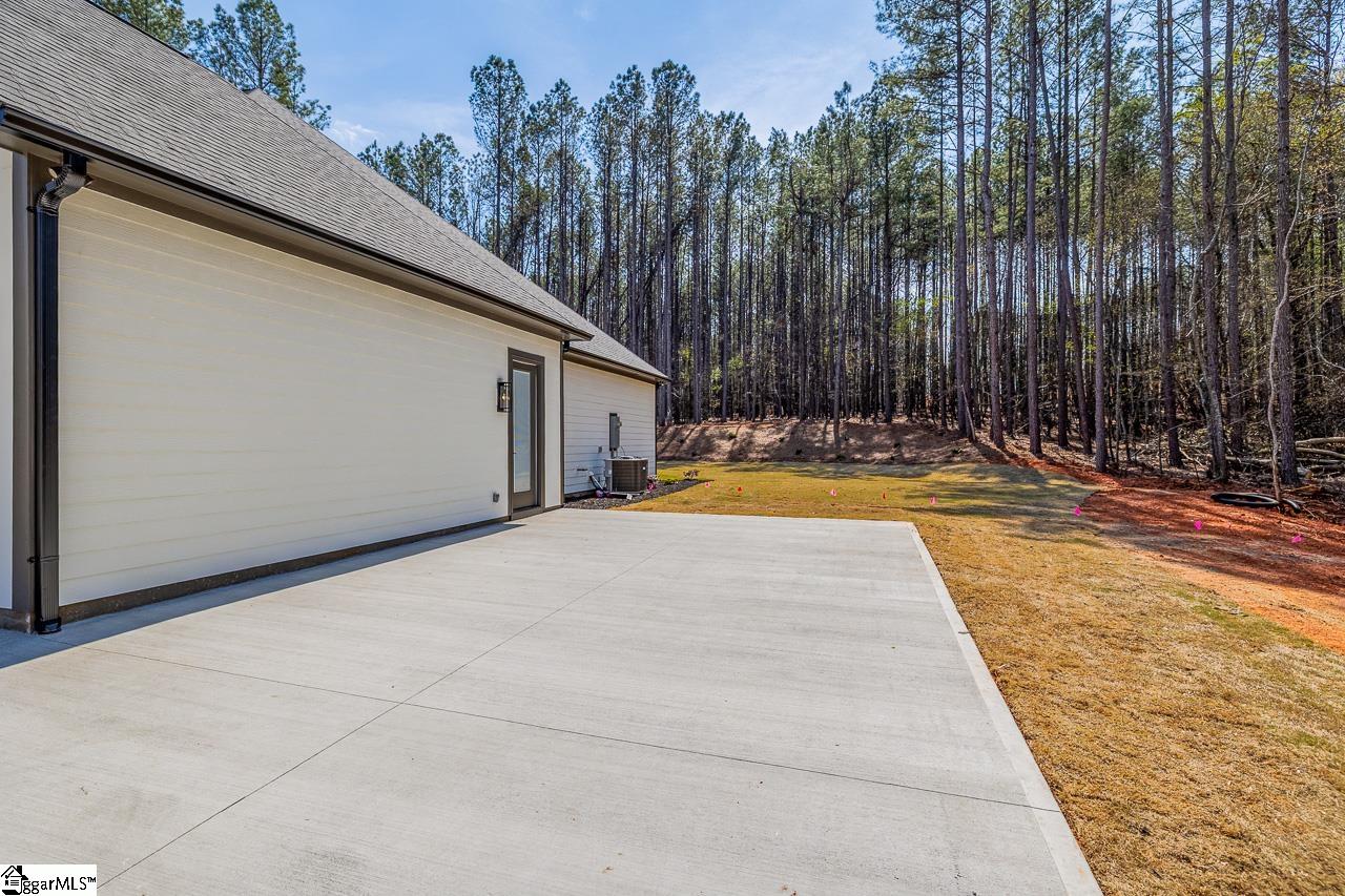 329 Thompson Road Taylors, SC 29687 - Photo 40 of 47 Gallery Image 40