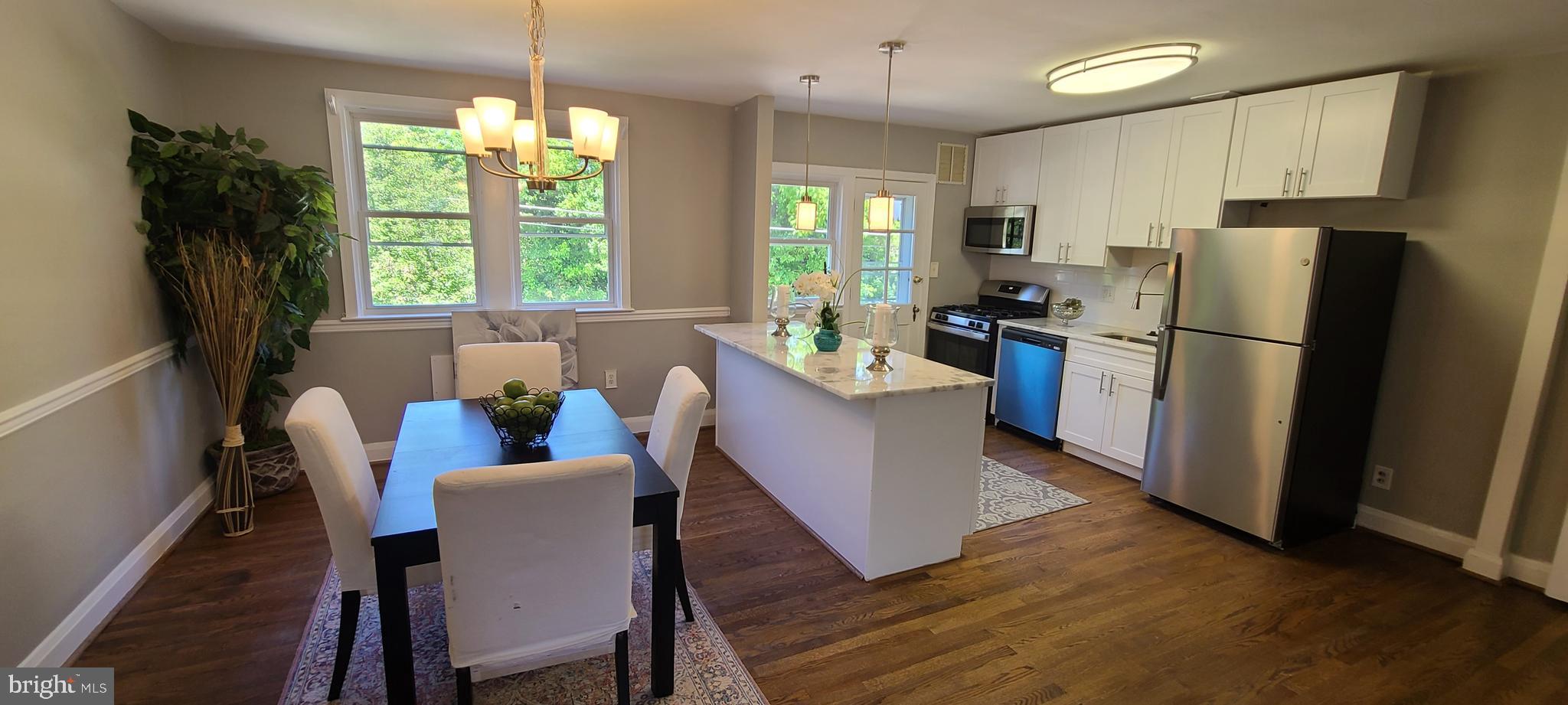 433 Overbrook Road Catonsville, MD 21228 - Photo 9 of 34