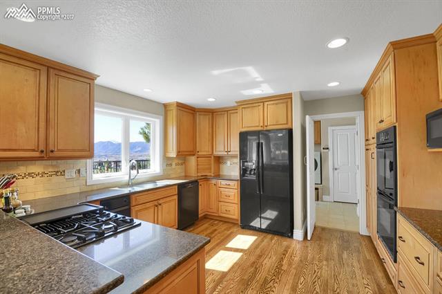 905 Bowstring Road Monument, CO 80132 - Photo 11 of 36