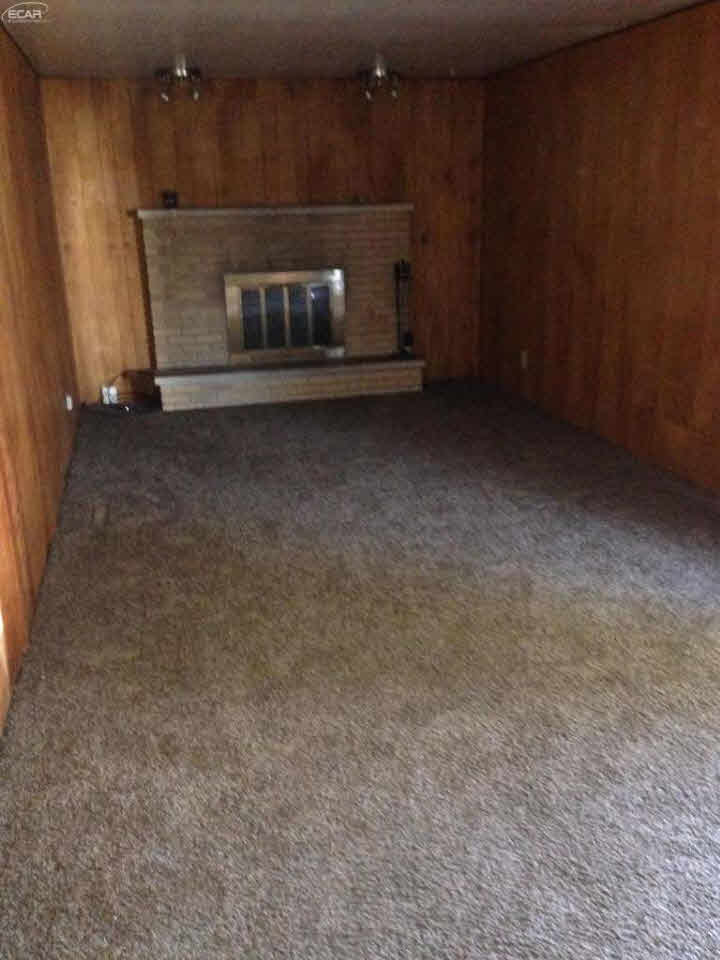 3062 North Linden Road Flint, MI 48504 - Photo 9 of 17 21265119-8.JPG