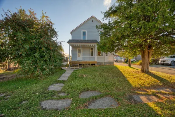 $99,000 | 101 Minnesota Avenue East, Gilbert, MN 55741