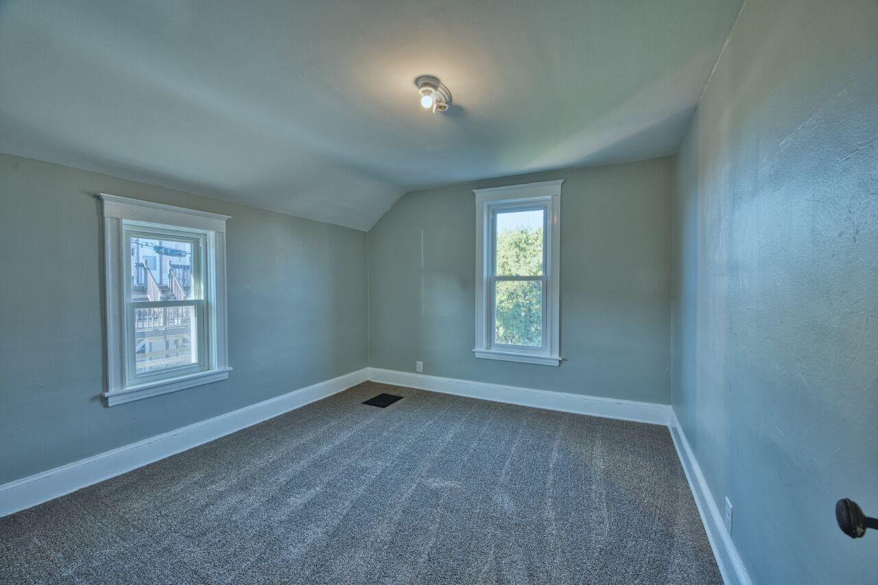 101 Minnesota Avenue East Gilbert, MN 55741 - Photo 17 of 40