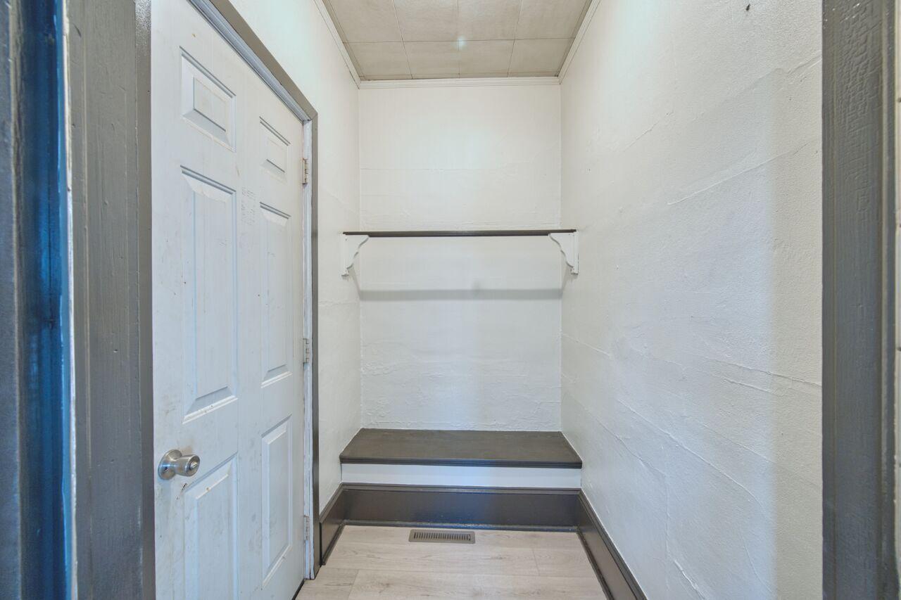 101 Minnesota Avenue East Gilbert, MN 55741 - Photo 24 of 40