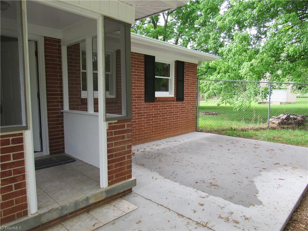 4151 Langden Road Winston-Salem, NC 27107 - Photo 4 of 30 Gallery Image 4