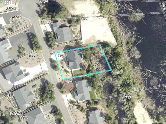88097 Lake Point Drive Florence, OR 97439 - Photo 48 of 48 a bird view of a house