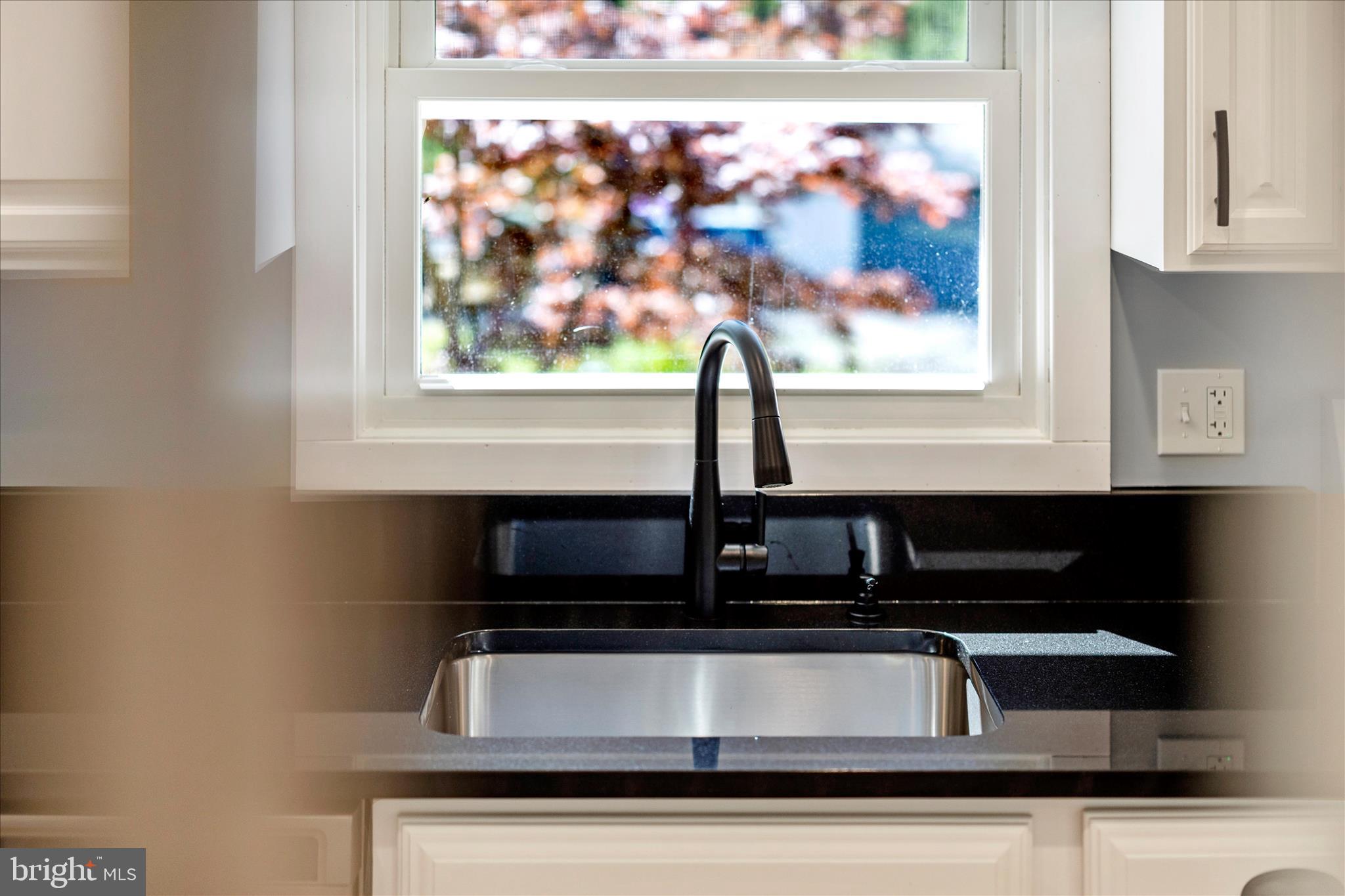 6518 Woodville Road Mount Airy, MD 21771 - Photo 13 of 53 Kitchen